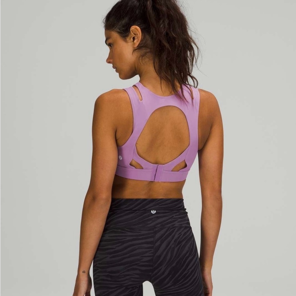 NWOT Lululemon Strong Front Athletic Bra (Sz 10) - Picture 2 of 4